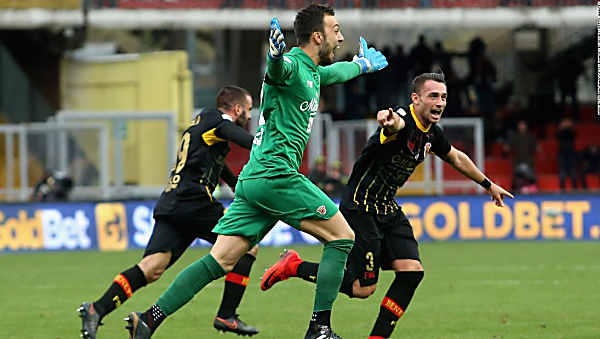 Goalkeeper scores against AC Milan