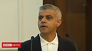 Mayor interrupted by 'very stable geniuses'