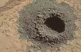 Mars Rover Discovers Potential Signs Of Life. 23 Images