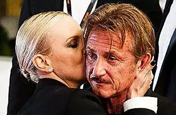 [Pics] Charlize Theron Broke Her Silence On Sean Penn