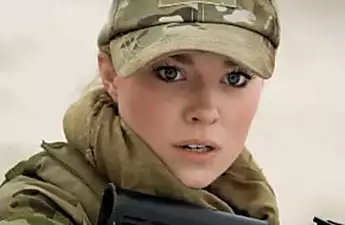 [Gallery] Is She The World's Most Beautiful Female Soldier?