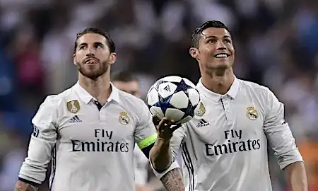 أخبار رونالدو : رونالدو يبلغ راموس عن الفريق الذي يريد مواجهته في دوري الأبطال - سبورت 360 عربية