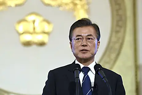 Moon credentials hit by South Korean financial head debacle