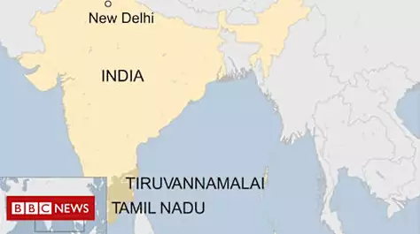 Woman lynched after giving children sweets