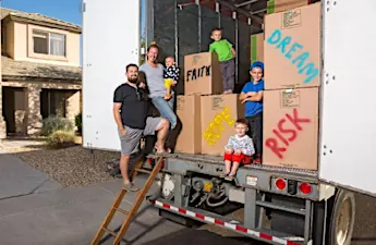 The U.S. States People Are Fleeing (And The Ones They Are Moving To)