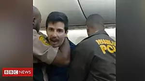 Police use stun gun on plane passenger