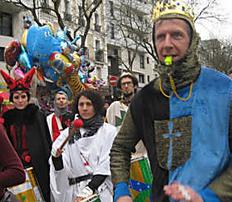 Carnaval de Paris leva a folia para as ruas da capital há 21 anos