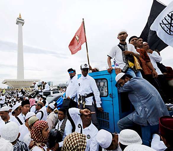 Indonesia's Islamists create re-election minefield for Widodo