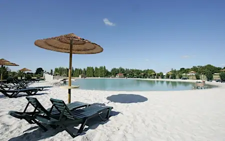 Ποιο κάμπινγκ με πισίνα θα επιλέξει; Όλα για τις περιοχές με νερό στο κάμπινγκ! Ποιο κάμπινγκ με πισίνα θα επιλέξει; Όλα για τις περιοχές με νερό στο κάμπινγκ!