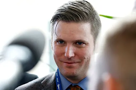 Fights erupt ahead of white nationalist's speech in Michigan