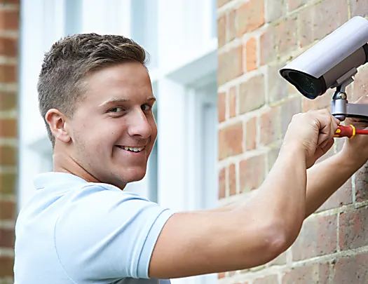 Outsmart Burglars With These New Home Security Systems