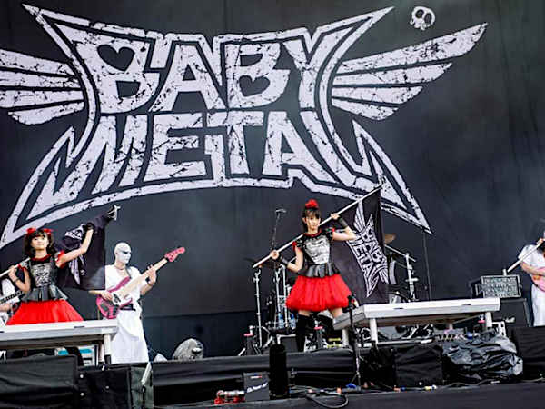 BABYMETALが筆頭!世界で活躍する6組の日本人アーティストとは