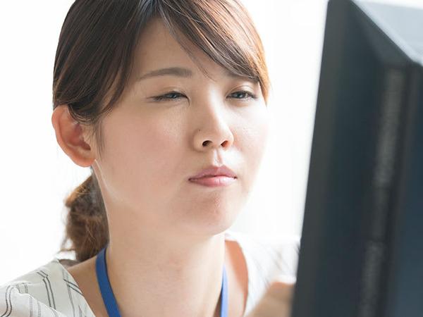 もう手放せない！老眼鏡愛用者が思わず叫んだ話題のサプリとは