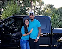 Beisbolista pide disculpas tras difusión de video donde golpeaba a novia; asegura que ha cambiado