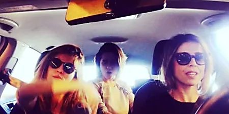 Leticia Dolera canta 'Lo malo' de OT en el coche y rompe Instagram