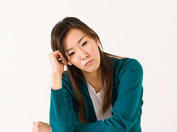 毎回美容室にいくのはお金がかかるし、自宅で染めるのは準備が面倒