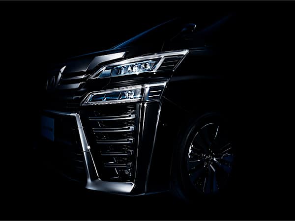 圧倒的ビジュアルに進化した新型ヴェルファイア