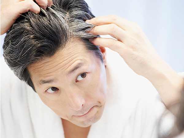 人には触れられたくない40代男性の悩み3選!