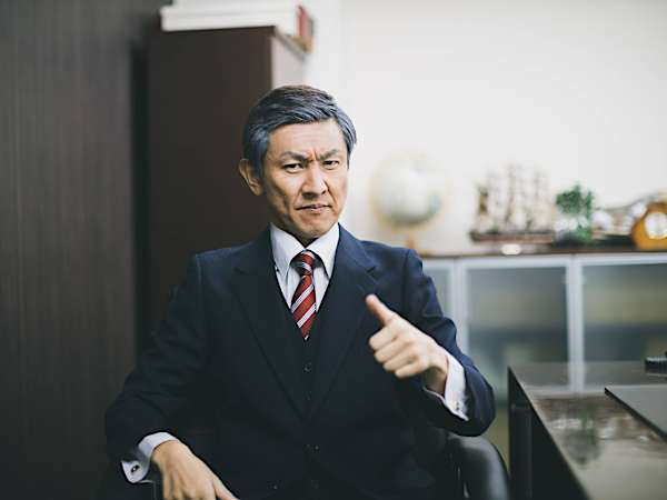 予測困難なトランプ相場 賢いFX投資家が選んだ方法がこちら